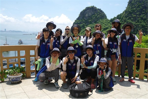 Tổng kết và trao chứng nhận cho 30 sinh viên trường Đại học ChonBuk.