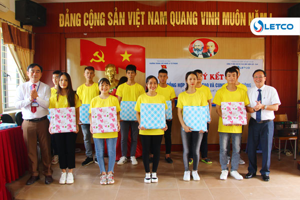 Học nghề tại Trường TCN Lý Tự Trọng, đi xuất khẩu lao động tại LETCO - ĐH Công nghiệp Hà Nội