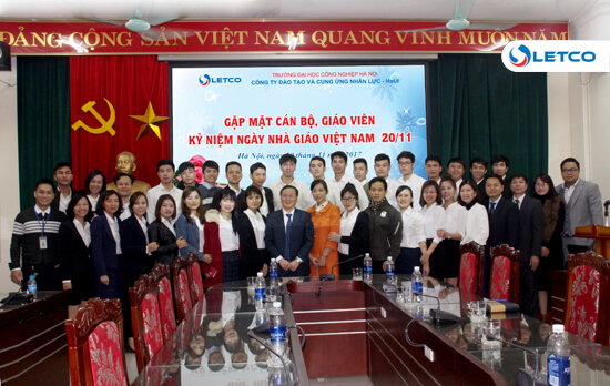 gap mat can bo giao vien chao mung ngay nha giao viet nam 20 11