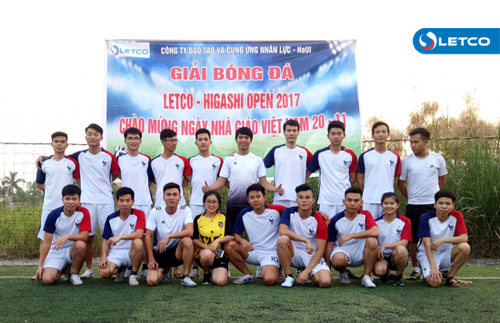 giai bong da letco higashi open 2017 chao mung ngay nha giao viet nam 20 11