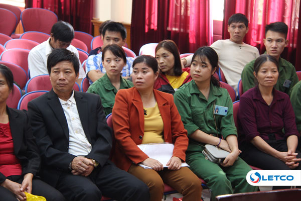 [04/12/2018] 28 TTS và hơn 60 người đại diện TTS ký hợp đồng