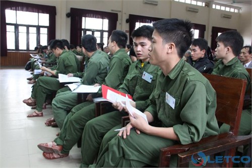 Làm thủ tục xuất cảnh cho 46 TTS