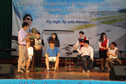 giao luu van hoa sinh vien dh hanseo han quoc va dh cong nghiep ha noi