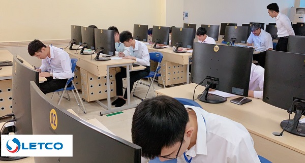 13 thí sinh tự tin thể hiện bản thân buổi thi tuyển KTV Công ty EPS