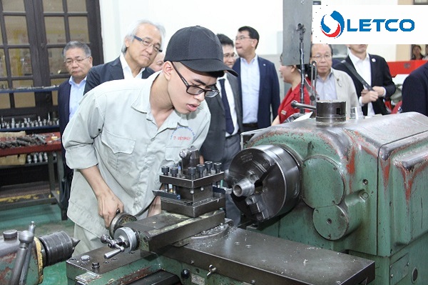 Tại sao cuối năm là thời điểm vàng để đi XKLĐ Nhật Bản?