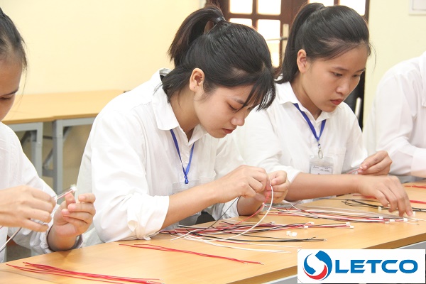 Đơn lắp ráp linh kiện điện Công ty Yahata