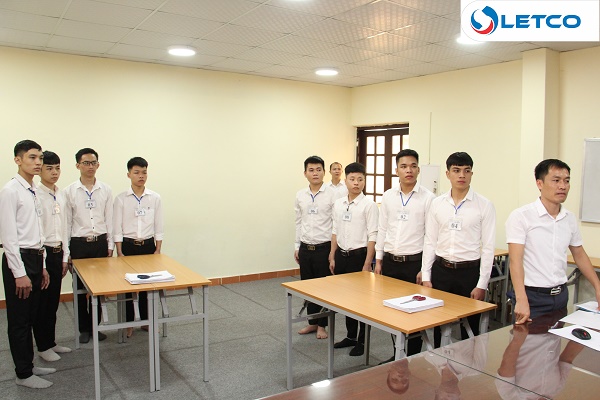 Công ty Kansaiseiko tuyển dụng qua bài thi: Chế tạo cầu bằng giấy