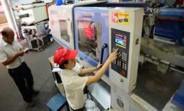 Tuyển 02 nam làm kiểm tra máy tại Osaka