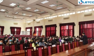 Buổi ký hợp đồng xuất cảnh sau kỳ nghỉ phòng, chống Đại dịch Covid 19