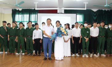 [Video] Tiễn sân bay 28 Du học sinh Hàn Quốc